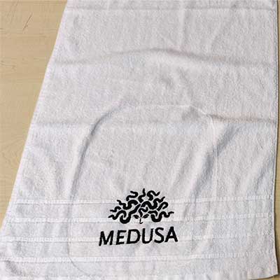 Κεντητή-Πετσέτα